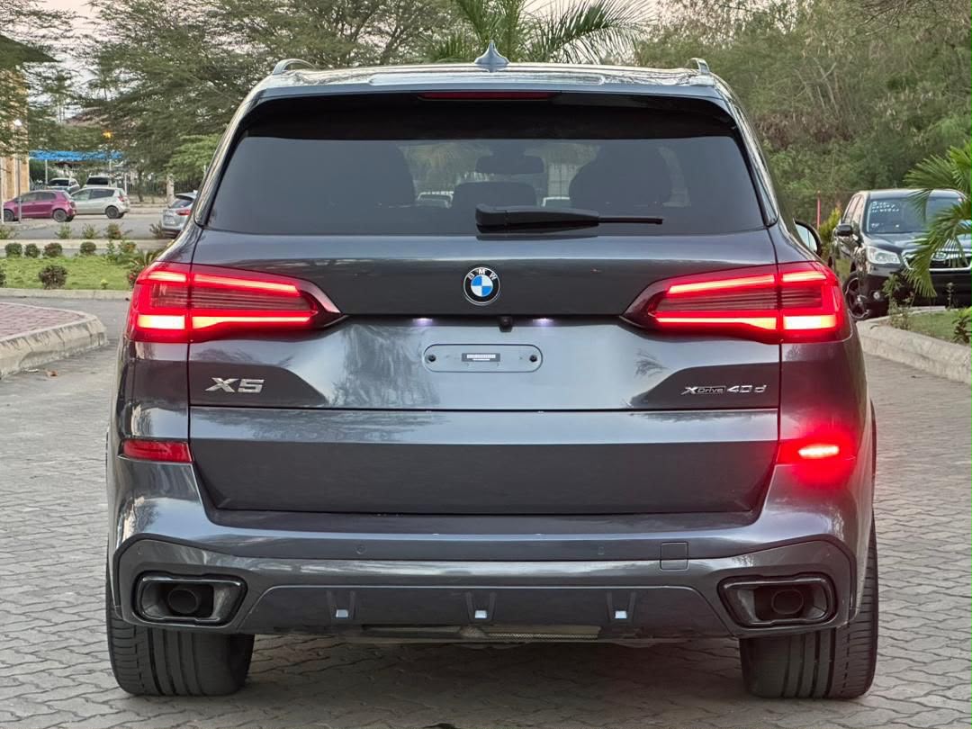 BMW X5 xDrive 40D thumbnail 7